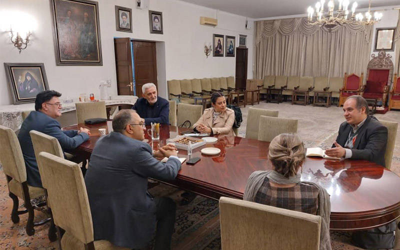 دیدار آرا شاوردیان با تعدادی از اساتید ارمنی دانشگاه‌های تهران